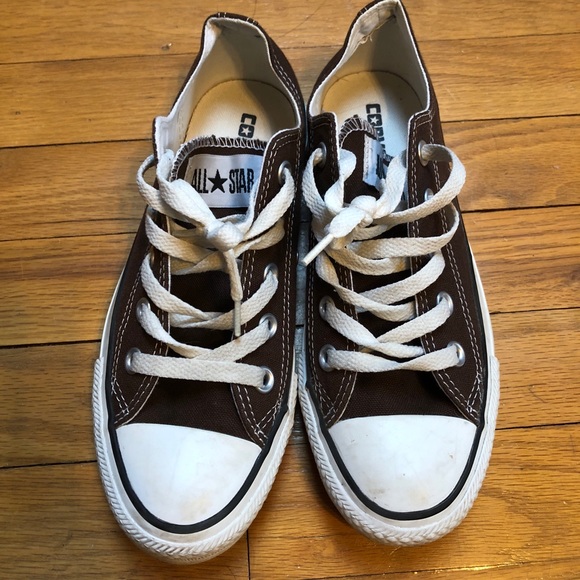 dark brown converse